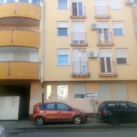 Ivana Center ノヴィ・サド エクステリア 写真