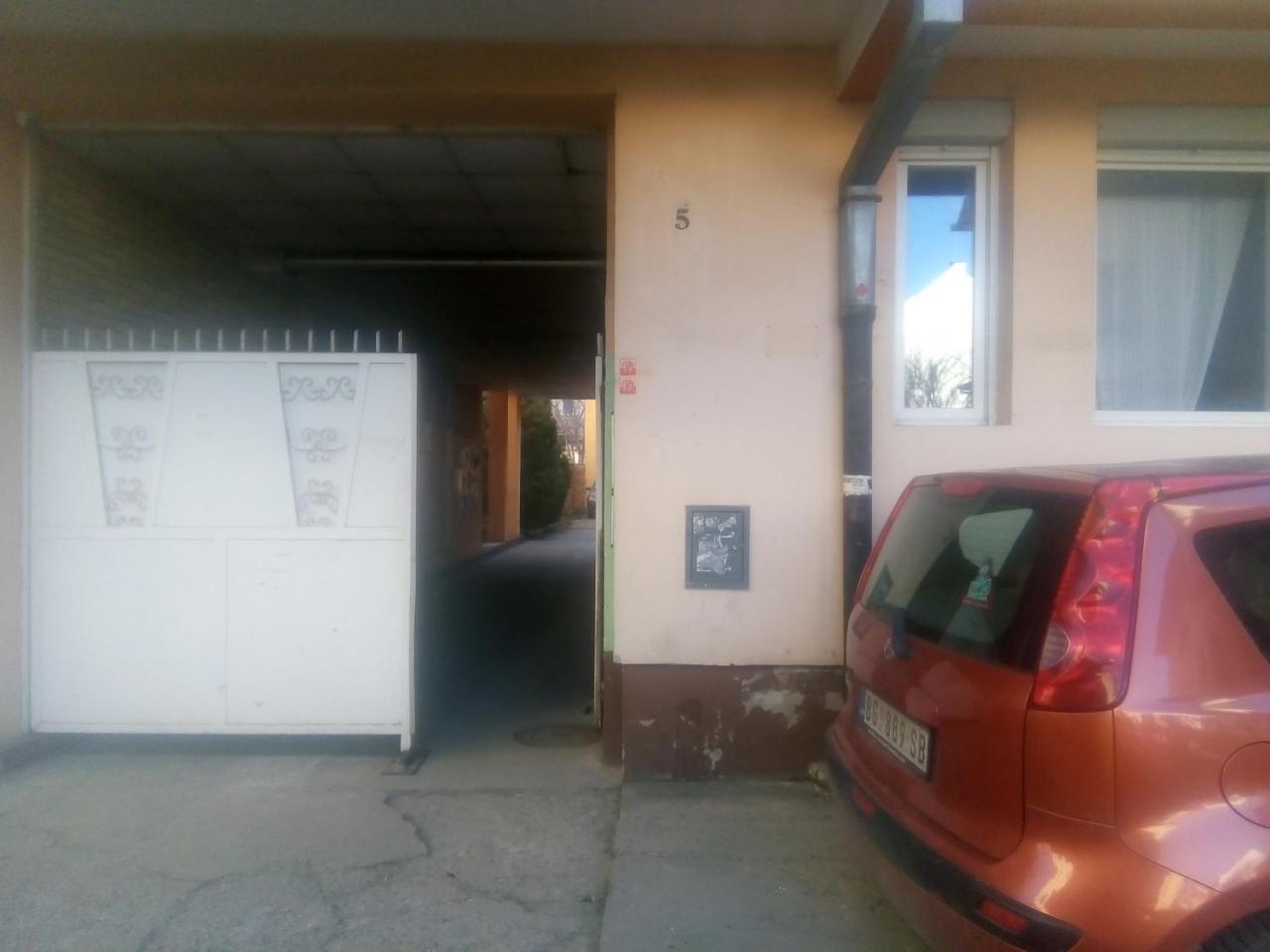Ivana Center ノヴィ・サド エクステリア 写真